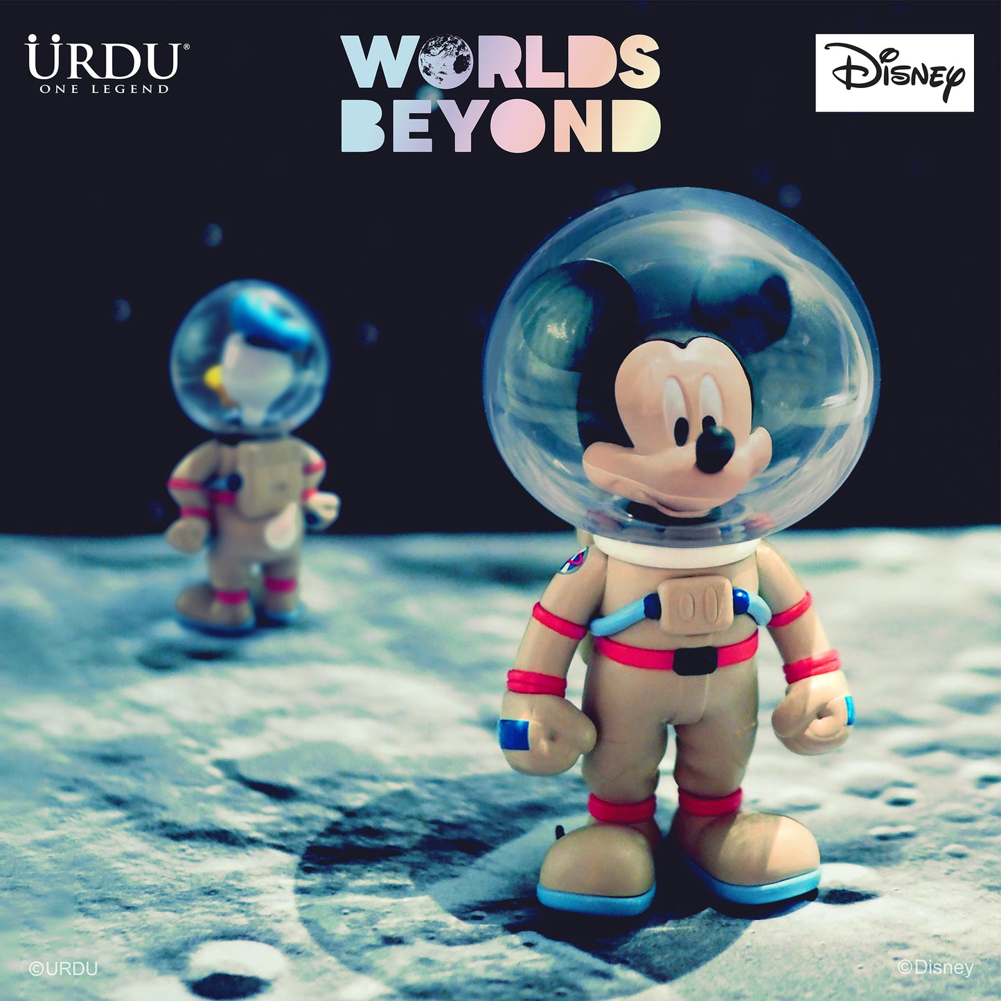 URDU / Disney Worlds Beyond Blind Box Series 1 - Mickey & Donald